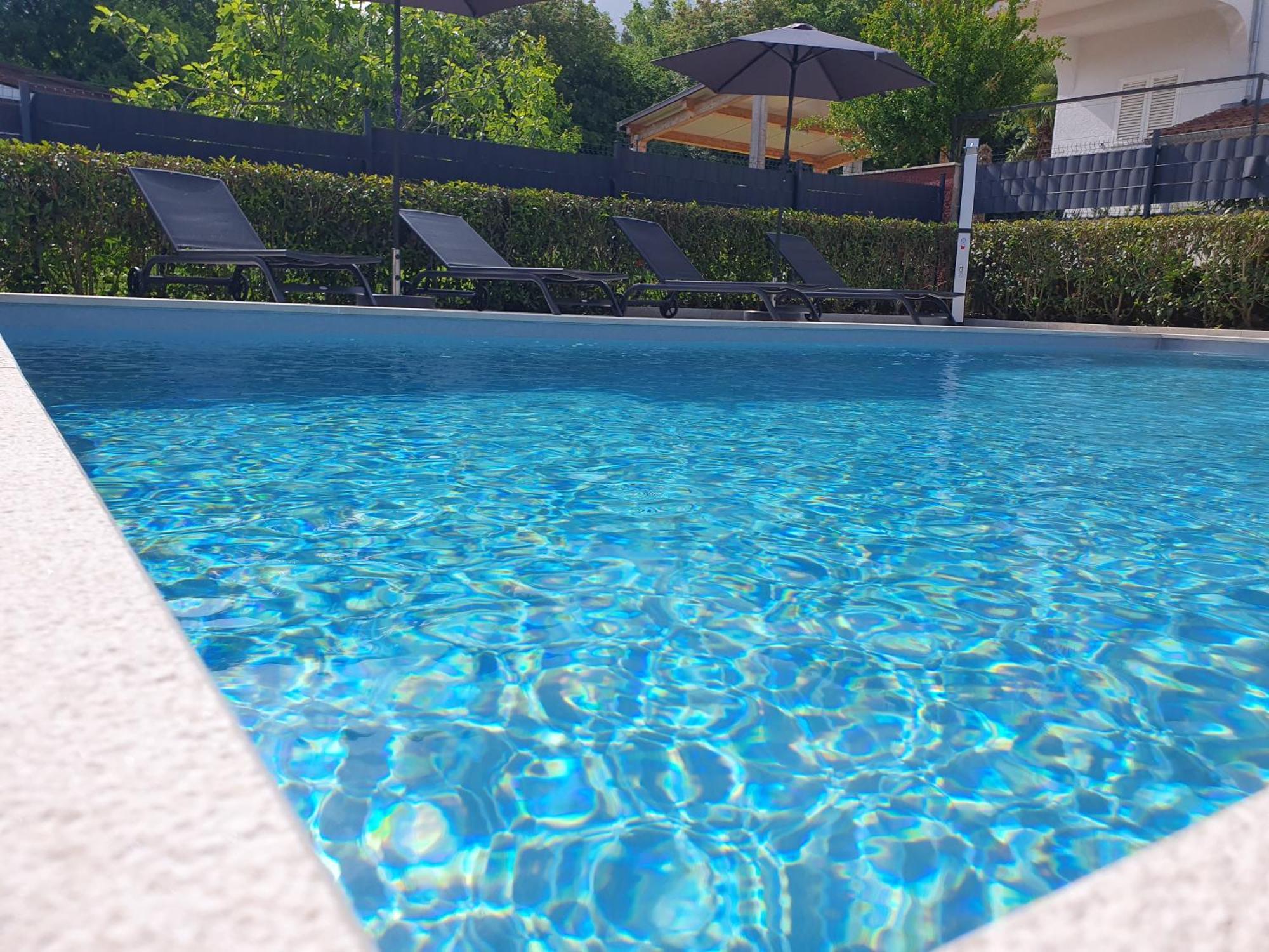 Apartmani Melanie โปเรช ภายนอก รูปภาพ